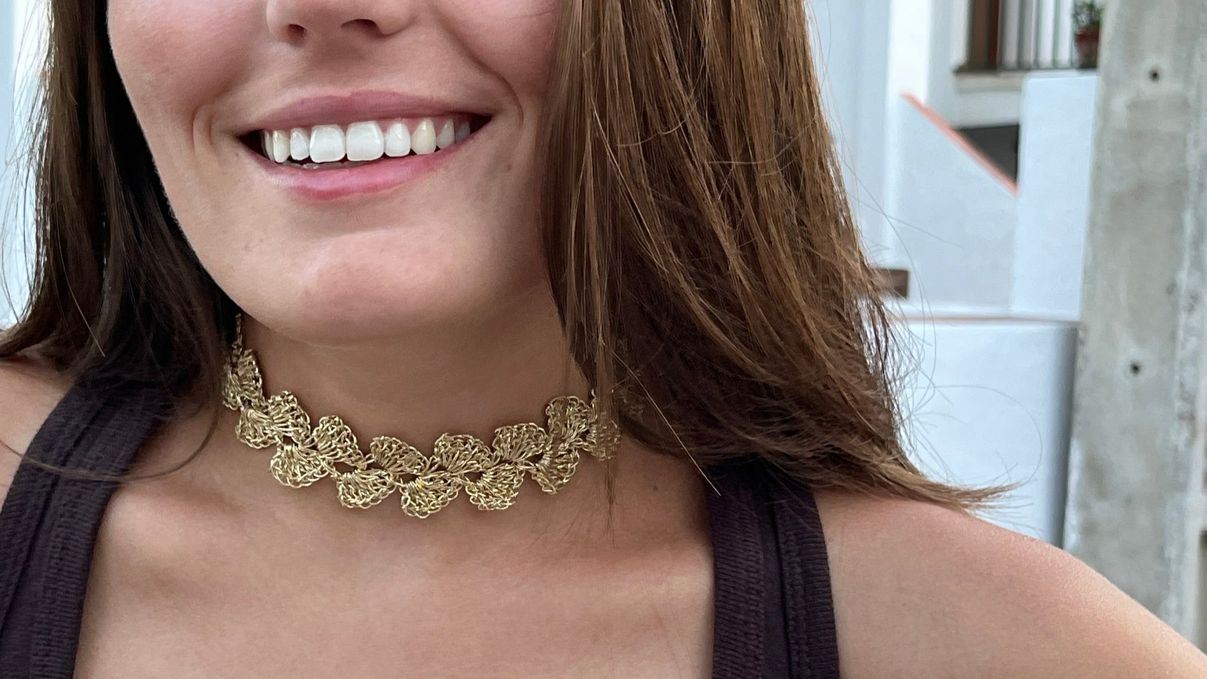 Choker Metalizado Crochet Oro